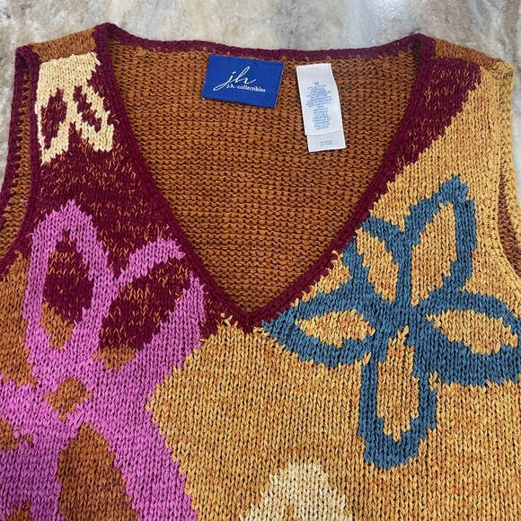 JH Collectibles Multicolor Floral Knit Top - Picture 4 of 6